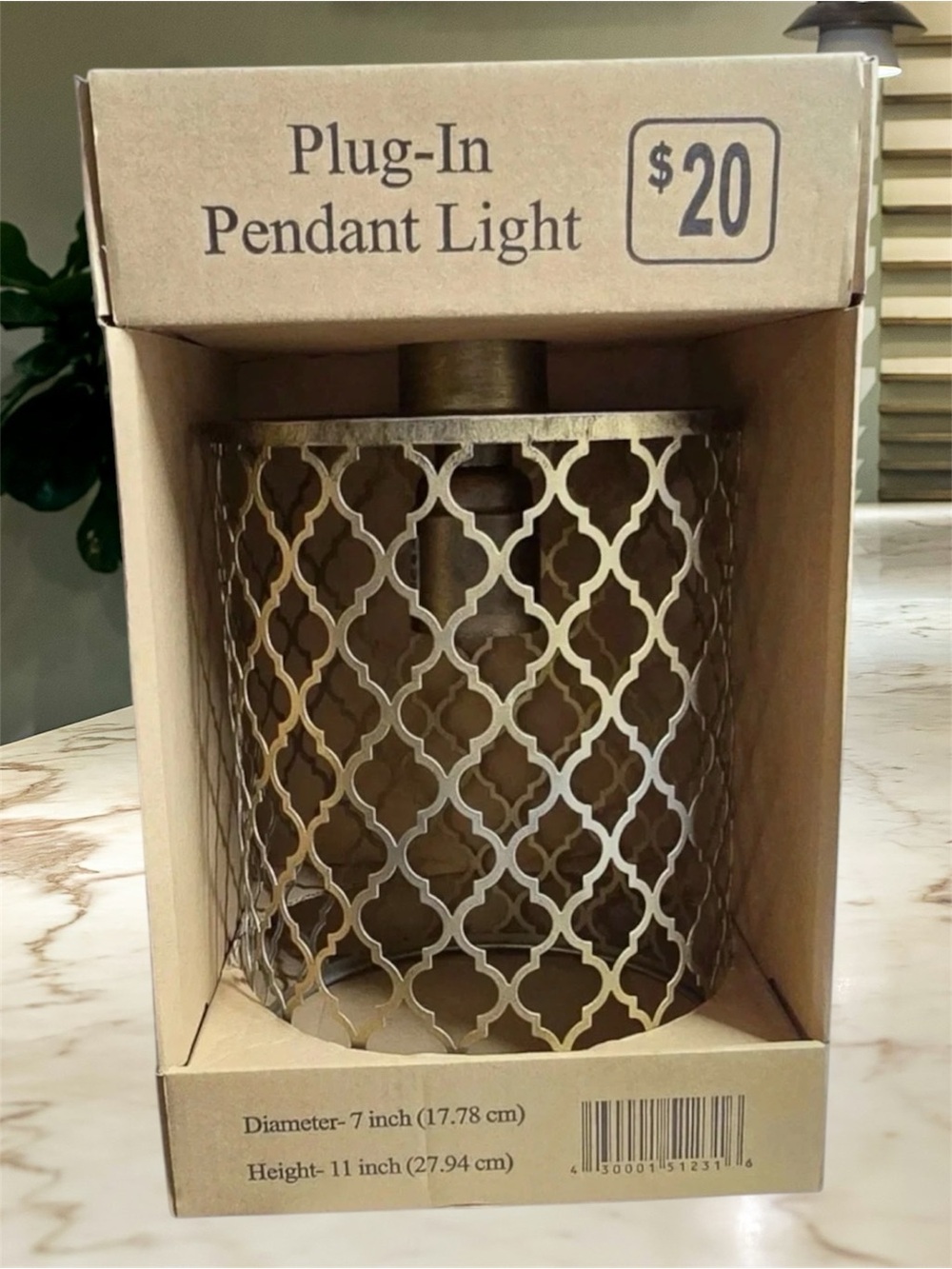 Quatrefoil Trellis Cylinder Plug In Pendant Light-NIB